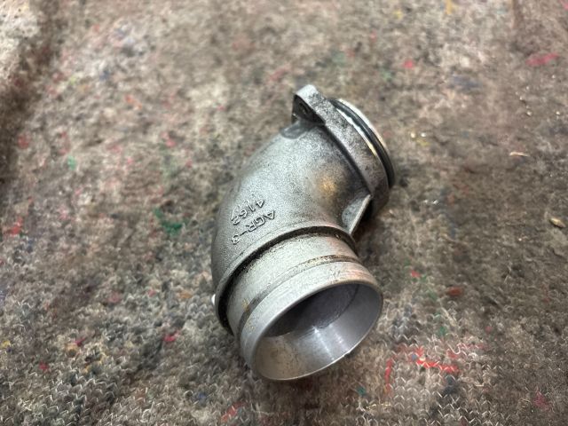 bontott VW TRANSPORTER Turbócső