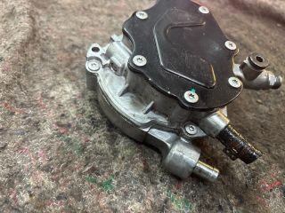 bontott VW TRANSPORTER Vákumpumpa