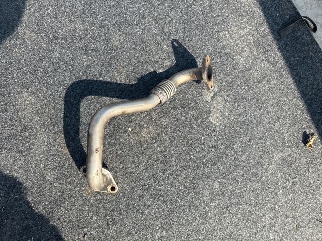 bontott VW TRANSPORTER EGR Hűtő Cső