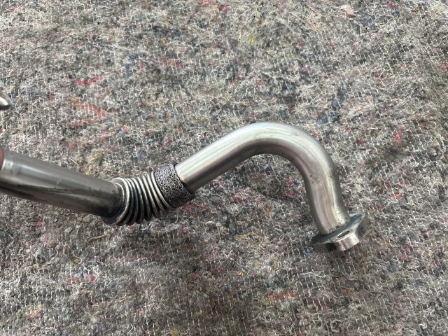 bontott VW TRANSPORTER EGR Hűtő Cső