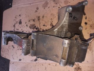 bontott VW TRANSPORTER Generátor Tartó Bak