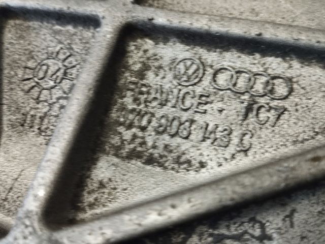 bontott VW TRANSPORTER Generátor Tartó Bak