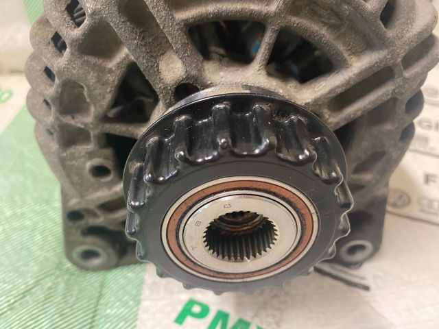 bontott VW TRANSPORTER Generátor