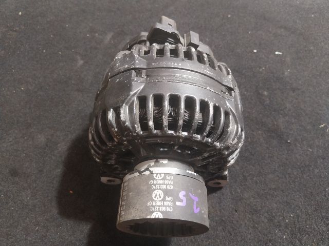 bontott VW TRANSPORTER Generátor