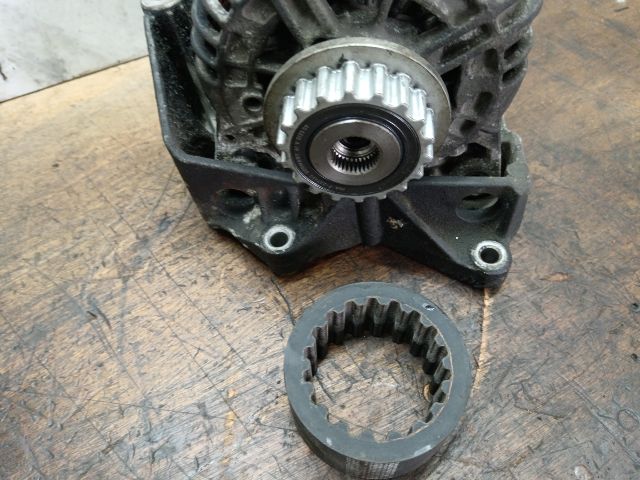 bontott VW TRANSPORTER Generátor