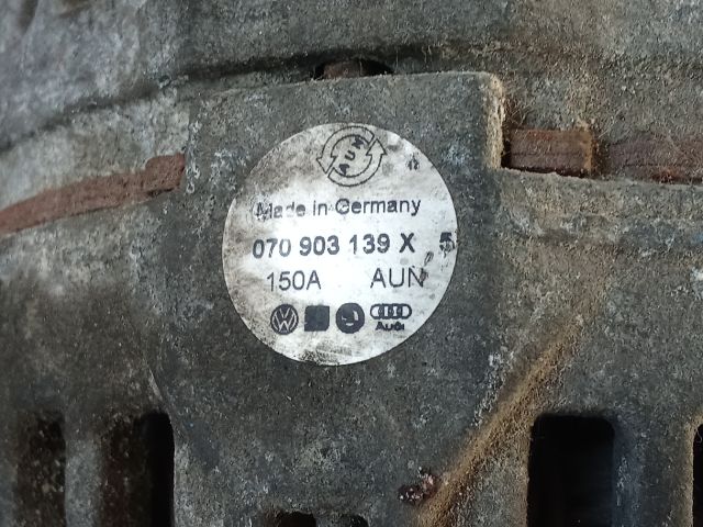 bontott VW TRANSPORTER Generátor