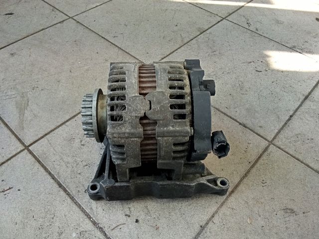 bontott VW TRANSPORTER Generátor