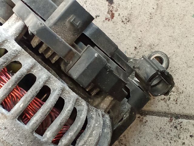 bontott VW TRANSPORTER Generátor