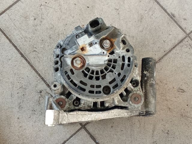 bontott VW TRANSPORTER Generátor