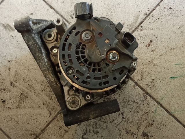 bontott VW TRANSPORTER Generátor