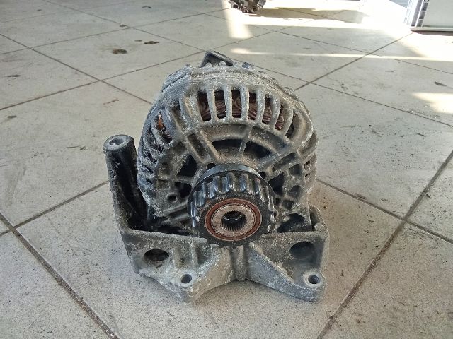 bontott VW TRANSPORTER Generátor