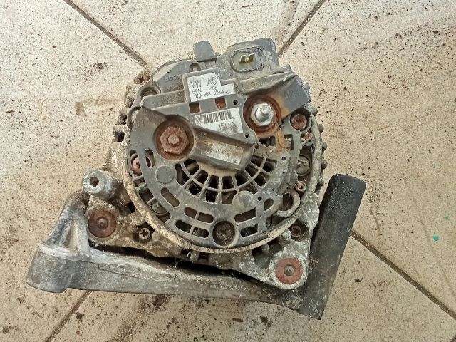 bontott VW TRANSPORTER Generátor