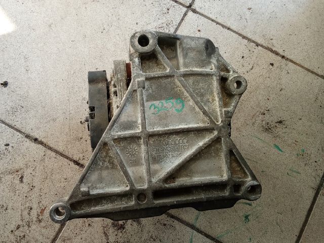 bontott VW TRANSPORTER Generátor