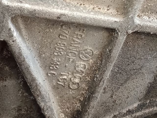 bontott VW TRANSPORTER Generátor