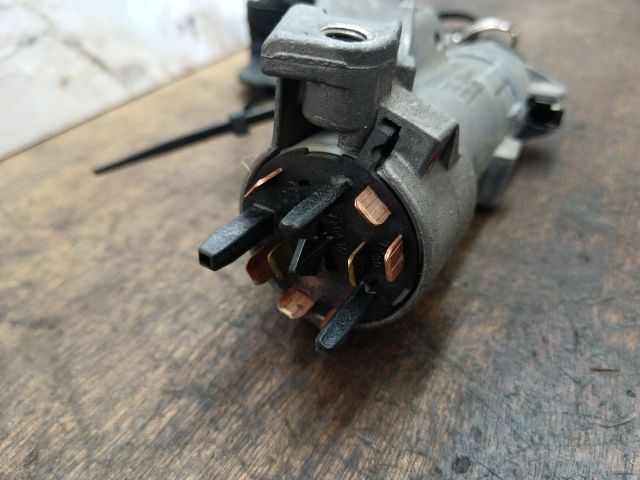 bontott VW TRANSPORTER Gyújtáskapcsoló Házzal