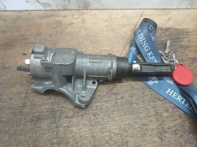 bontott VW TRANSPORTER Gyújtáskapcsoló Házzal