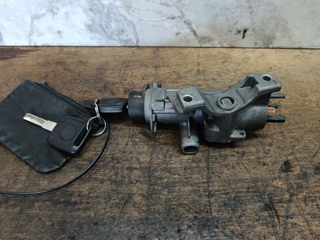 bontott VW TRANSPORTER Gyújtáskapcsoló Házzal