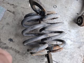 bontott VW TRANSPORTER Hátsó Rugó Pár