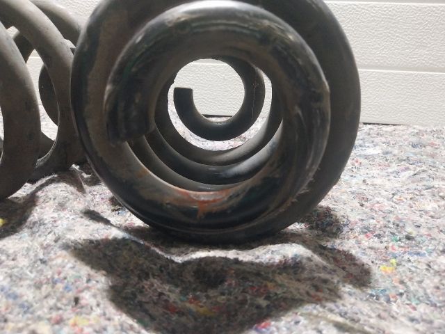 bontott VW TRANSPORTER Hátsó Rugó Pár