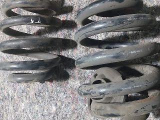 bontott VW TRANSPORTER Hátsó Rugó Pár