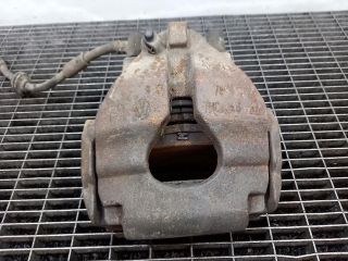 bontott VW TRANSPORTER Jobb első Féknyereg Munkahengerrel