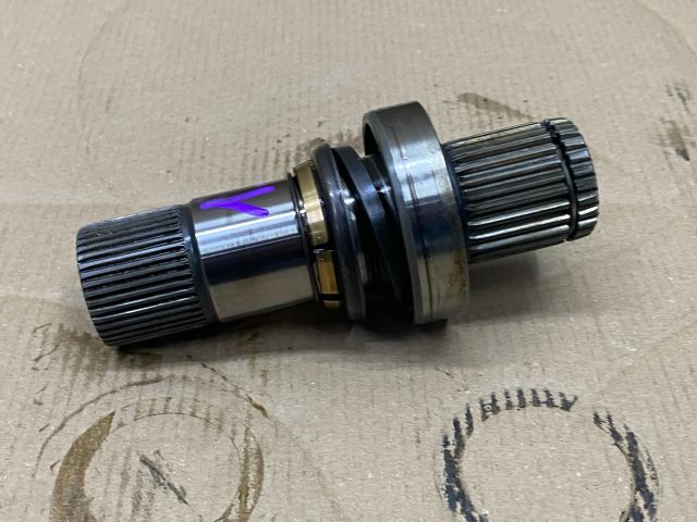 bontott VW TRANSPORTER Jobb Féltengely