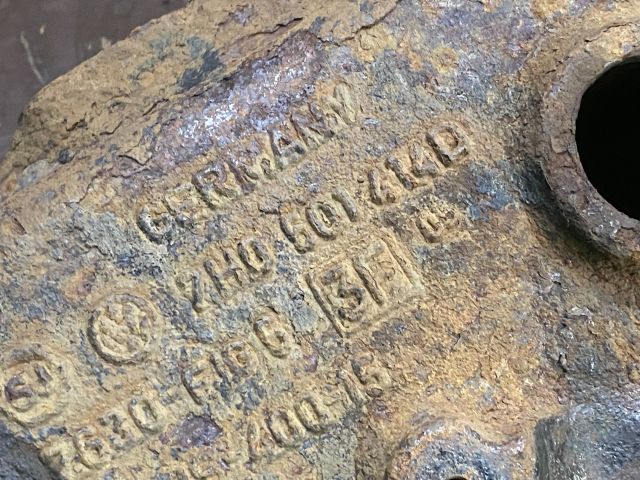 bontott VW TRANSPORTER Jobb hátsó Csonkállvány