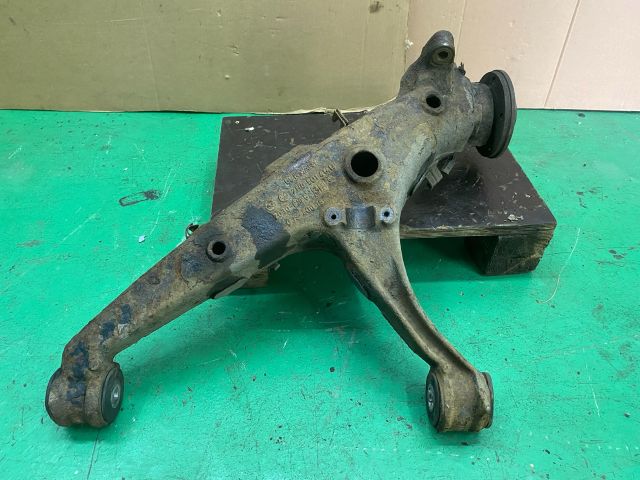 bontott VW TRANSPORTER Jobb hátsó Csonkállvány