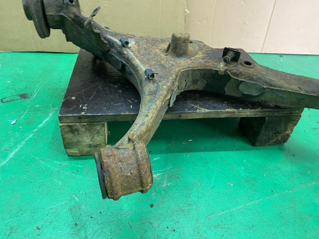 bontott VW TRANSPORTER Jobb hátsó Csonkállvány