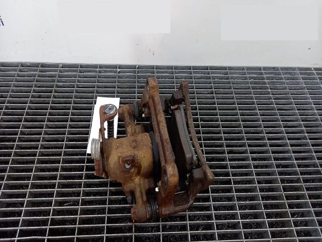 bontott VW TRANSPORTER Jobb hátsó Féknyereg Munkahengerrel