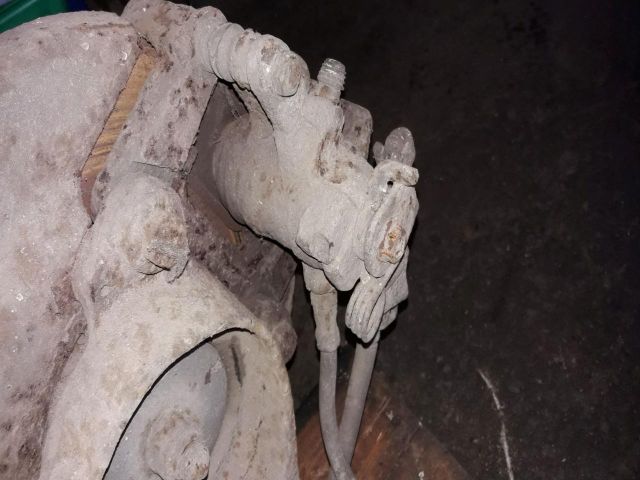 bontott VW TRANSPORTER Jobb hátsó Féknyereg Munkahengerrel