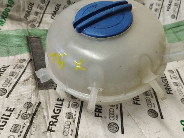 bontott VW TRANSPORTER Kiegyenlítő Tartály