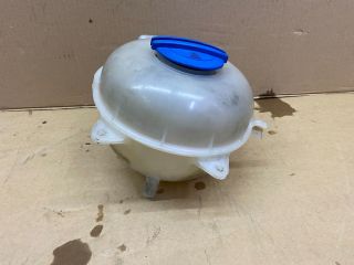 bontott VW TRANSPORTER Kiegyenlítő Tartály