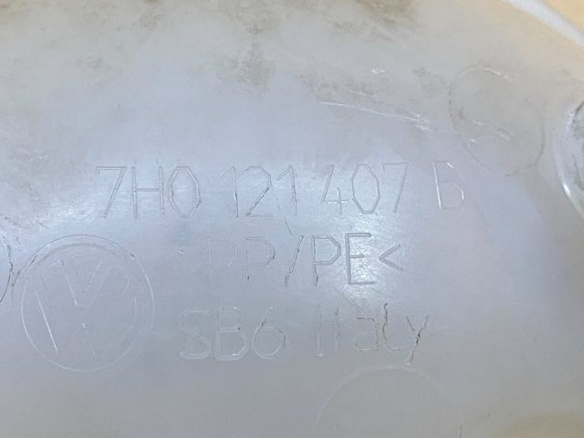 bontott VW TRANSPORTER Kiegyenlítő Tartály