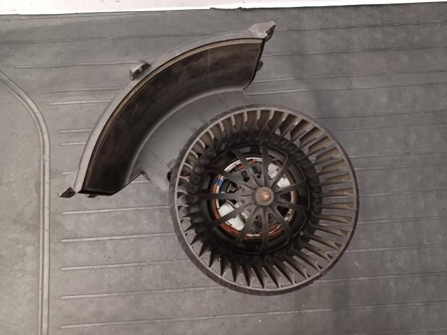 bontott VW TRANSPORTER Klímahűtő Ventilátor