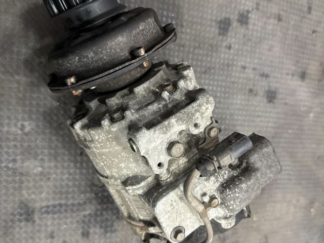 bontott VW TRANSPORTER Klímakompresszor