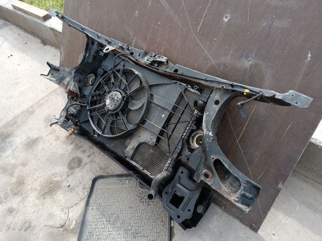 bontott VW TRANSPORTER Komplett Homlokfal (Részeivel)