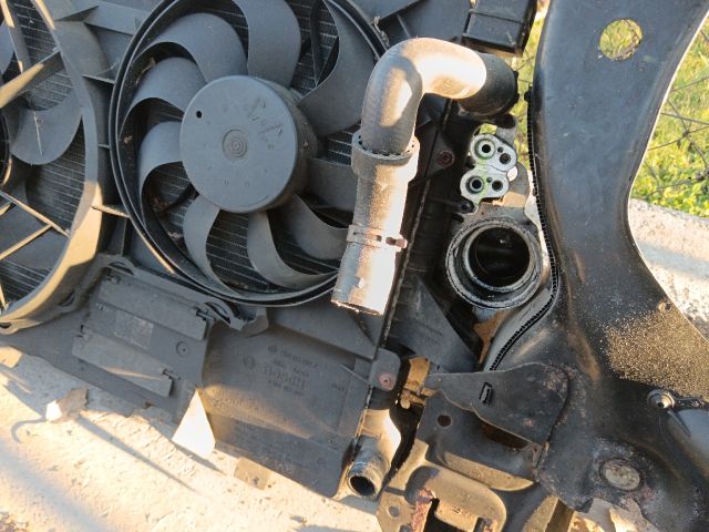 bontott VW TRANSPORTER Komplett Homlokfal (Részeivel)