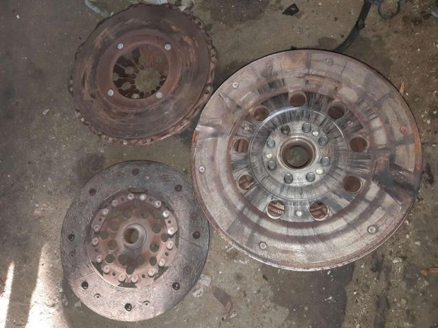 bontott VW TRANSPORTER Kuplung Szett Lendkerékkel