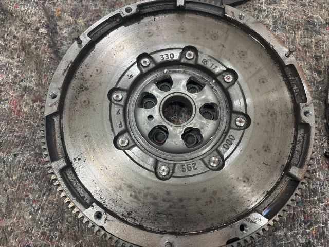 bontott VW TRANSPORTER Kuplung Szett Lendkerékkel