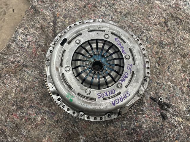 bontott VW TRANSPORTER Kuplung Szett Lendkerékkel