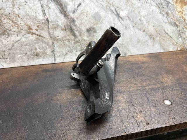 bontott VW TRANSPORTER Motor Tartó Bak (Fém)