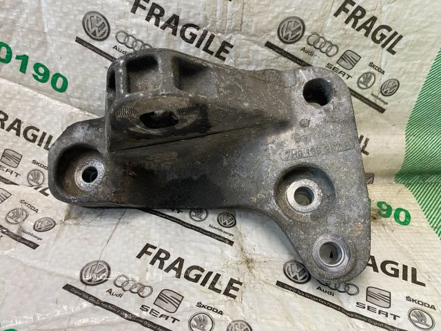 bontott VW TRANSPORTER Motor Tartó Bak (Fém)