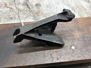 bontott VW TRANSPORTER Motor Tartó Bak (Fém)