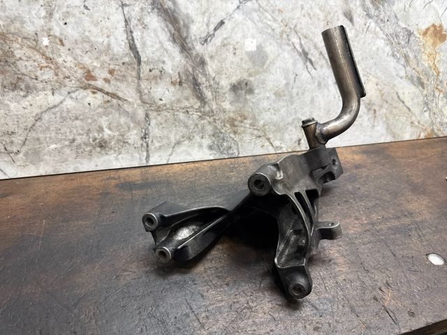 bontott VW TRANSPORTER Motor Tartó Bak (Fém)