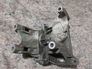 bontott VW TRANSPORTER Motor Tartó Bak (Fém)