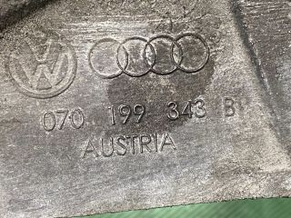 bontott VW TRANSPORTER Motor Tartó Bak (Fém)