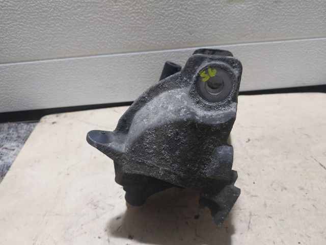 bontott VW TRANSPORTER Motor Tartó Bak (Fém)