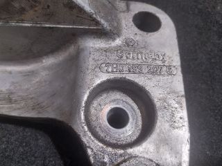 bontott VW TRANSPORTER Motor Tartó Bak Jobb