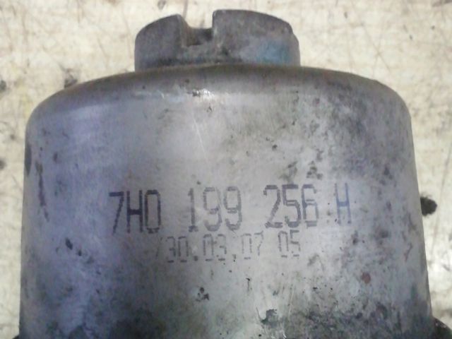 bontott VW TRANSPORTER Motor Tartó Bak Jobb